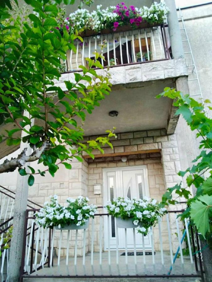 Cvijetna Oaza Apartment Trebinje Bagian luar foto
