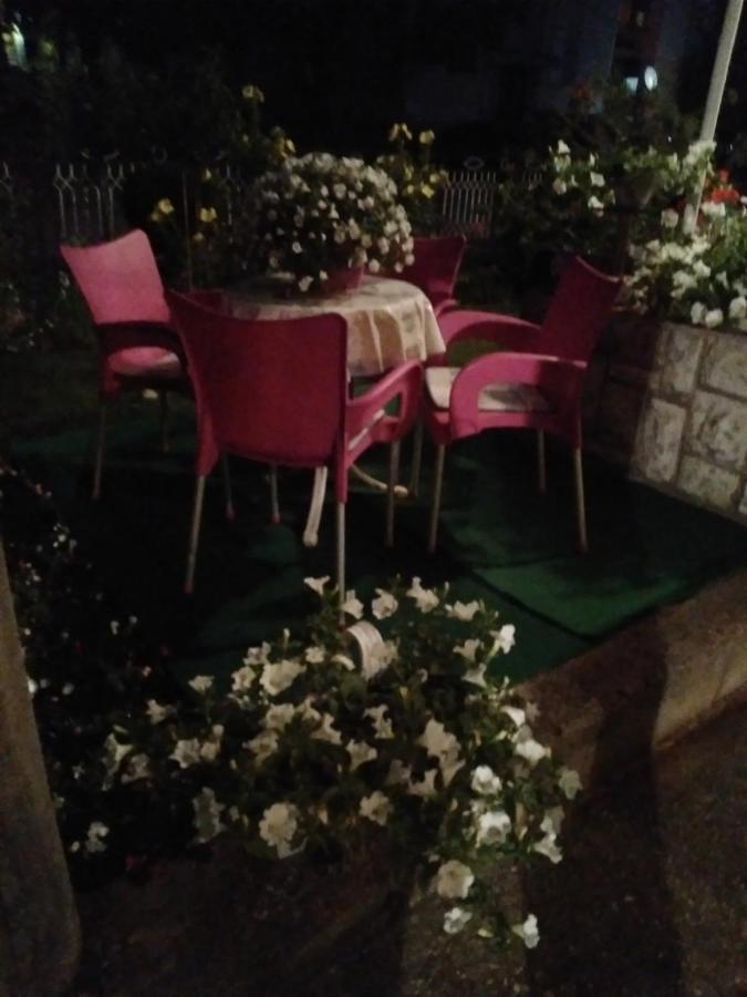 Cvijetna Oaza Apartment Trebinje Bagian luar foto