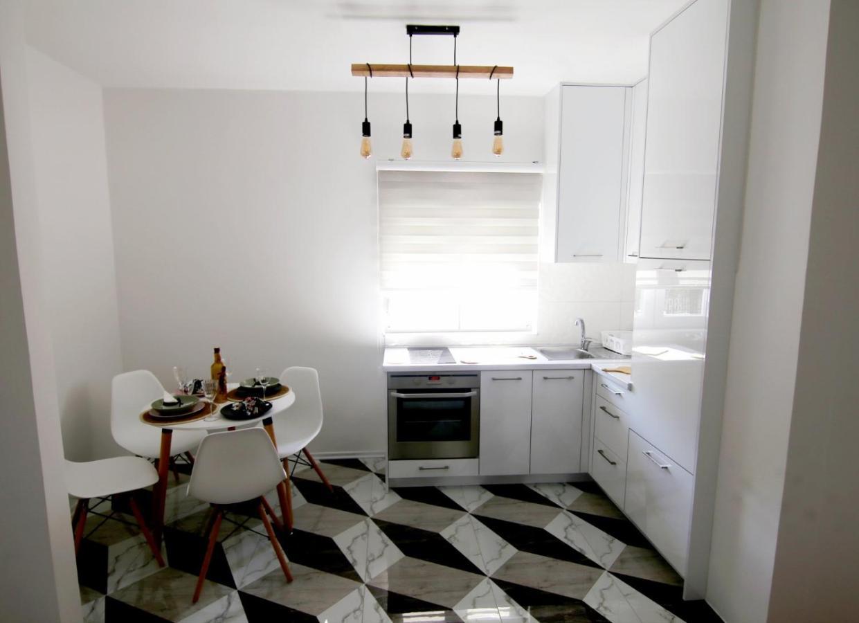 Cvijetna Oaza Apartment Trebinje Bagian luar foto