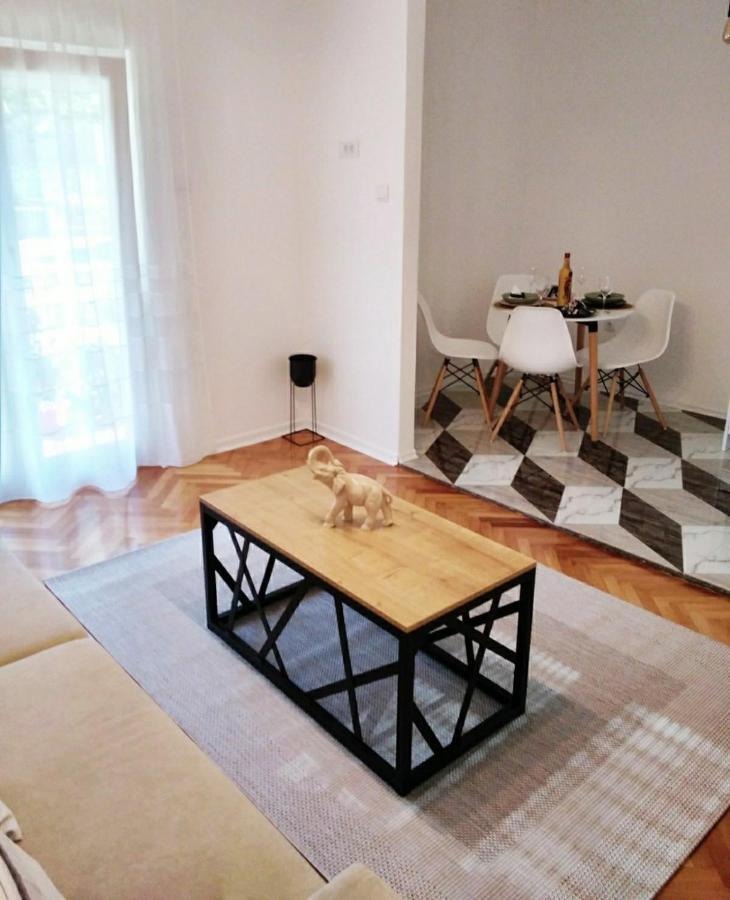 Cvijetna Oaza Apartment Trebinje Bagian luar foto